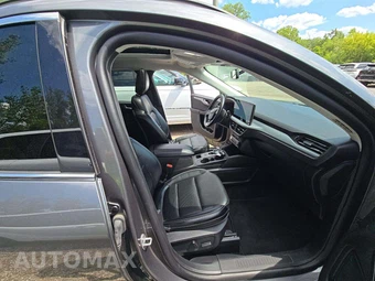 2025 Ford Escape Platinum - miniatura 17