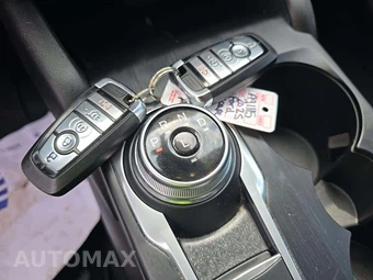 2025 Ford Escape Platinum - miniatura 7