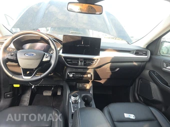 2025 Ford Escape Platinum - miniatura 11