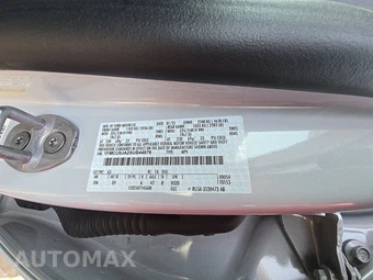2025 Ford Escape Platinum - miniatura 15