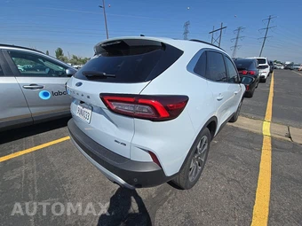 2025 Ford Escape Platinum - miniatura 4