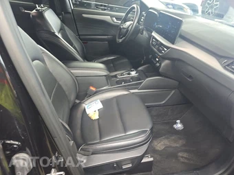 2025 Ford Escape Platinum - miniatura 14
