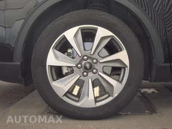 2025 Ford Escape Platinum - miniatura 9