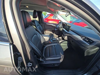 2025 Ford Escape Platinum - miniatura 14