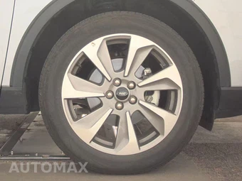 2025 Ford Escape Platinum - miniatura 10