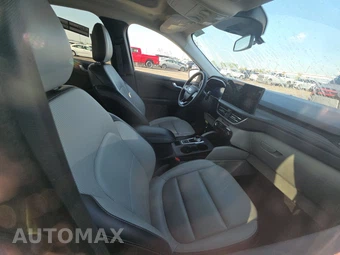 2025 Ford Escape Platinum - miniatura 14