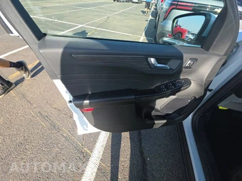 2025 Ford Escape Platinum - miniatura 15