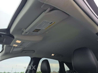 2025 Ford Escape Platinum - miniatura 8