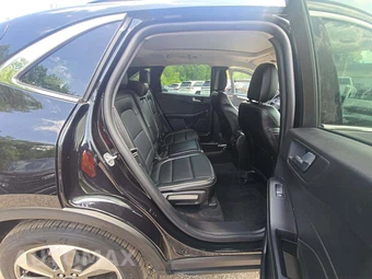 2025 Ford Escape Platinum - miniatura 13