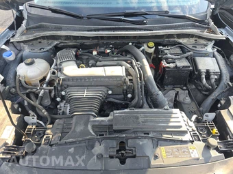 2025 Ford Escape Platinum - miniatura 15
