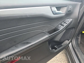 2025 Ford Escape Platinum - miniatura 9