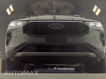 2025 Ford Escape Platinum - miniatura 3