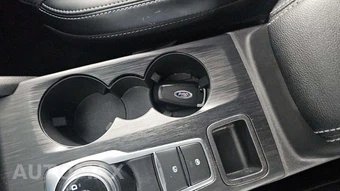 2025 Ford Escape Platinum - miniatura 18