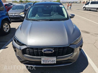 2025 Ford Escape Platinum - miniatura 2