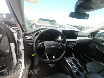2025 Ford Escape Platinum - miniatura 10