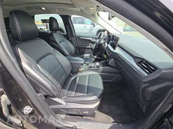 2025 Ford Escape Platinum - miniatura 8