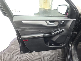 2025 Ford Escape Platinum - miniatura 9