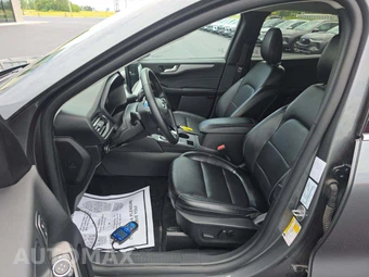 2025 Ford Escape Platinum - miniatura 3