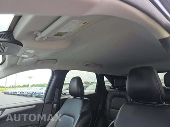 2025 Ford Escape Platinum - miniatura 8