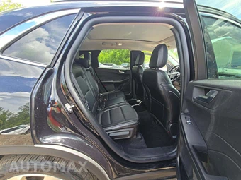 2025 Ford Escape Platinum – miniatura 13