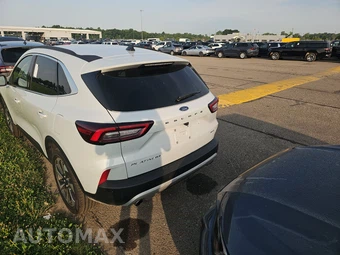 2025 Ford Escape Platinum - miniatura 5