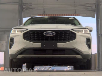 2025 Ford Escape Platinum - miniatura 3