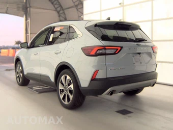 2025 Ford Escape Platinum - miniatura 8