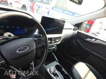 2025 Ford Escape Platinum - miniatura 11