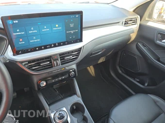 2025 Ford Escape Platinum - miniatura 17