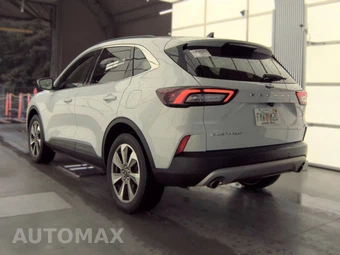 2025 Ford Escape Platinum - miniatura 8