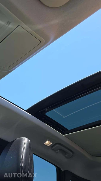 2025 Ford Escape Platinum - miniatura 18