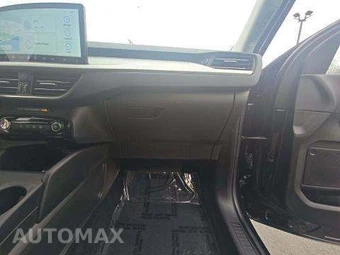 2025 Ford Escape Platinum - miniatura 19