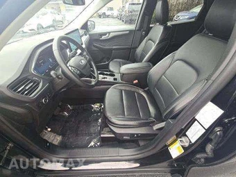 2025 Ford Escape Platinum - miniatura 6