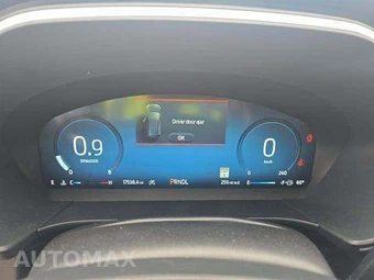 2025 Ford Escape Platinum - miniatura 9