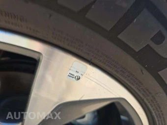 2025 Ford Escape Platinum - miniatura 21