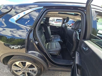 2025 Ford Escape Platinum - miniatura 13