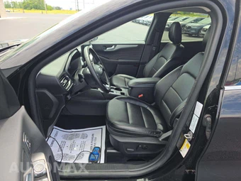 2025 Ford Escape Platinum – miniatura 3