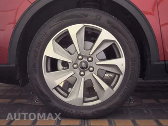 2025 Ford Escape Platinum - miniatura 9