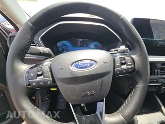 2025 Ford Escape Platinum - miniatura 10