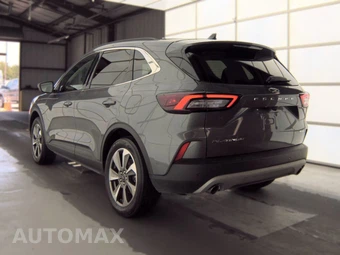 2025 Ford Escape Platinum - miniatura 6