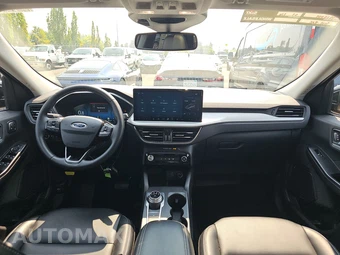 2025 Ford Escape Platinum - miniatura 17