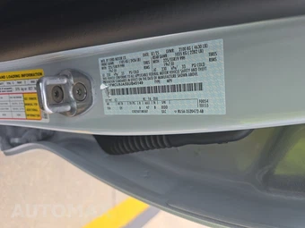 2025 Ford Escape Platinum - miniatura 21