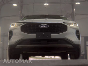 2025 Ford Escape Platinum - miniatura 3