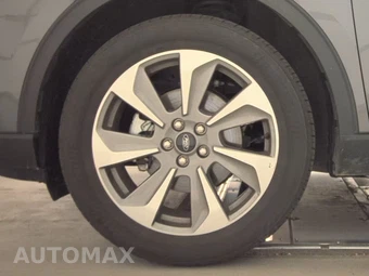 2025 Ford Escape Platinum – miniatura 9