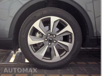 2025 Ford Escape Platinum - miniatura 9
