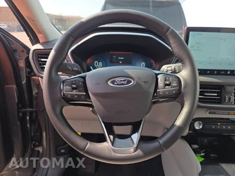 2025 Ford Escape Platinum - miniatura 16