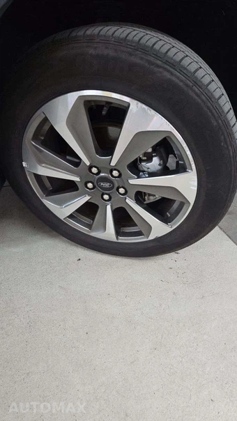 2025 Ford Escape Platinum - miniatura 29
