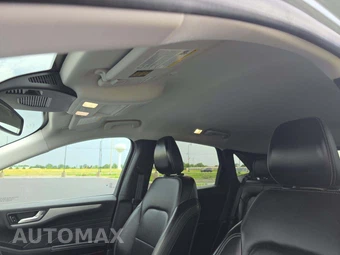 2025 Ford Escape Platinum - miniatura 8