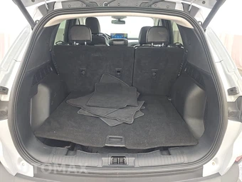 2025 Ford Escape Platinum - miniatura 16
