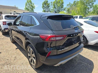 2025 Ford Escape Platinum - miniatura 2